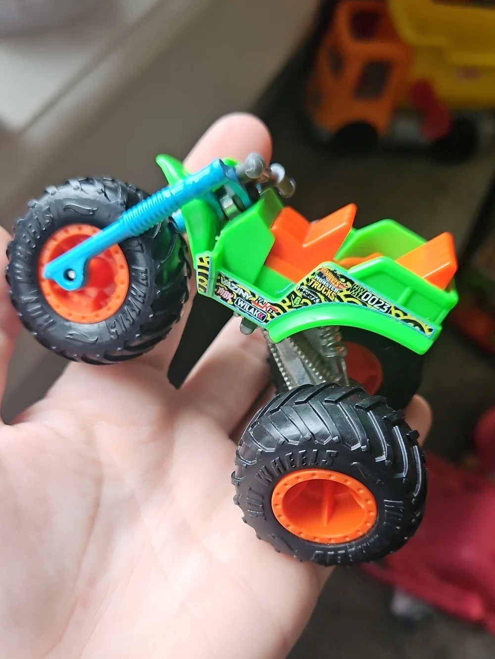 (10) Hot Wheels/monster Jam Trucks